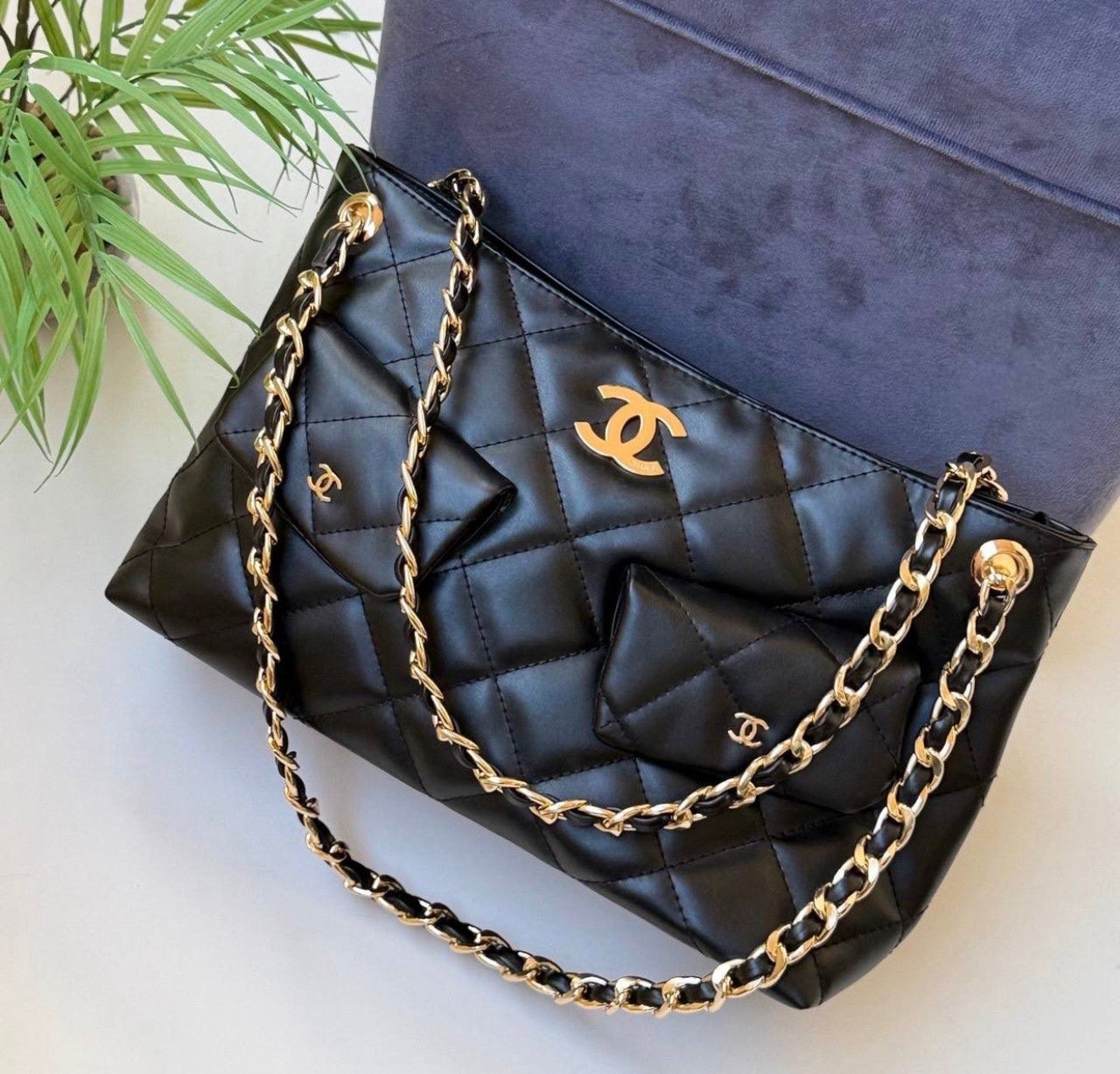 Vora Chain Shoulder Tote Bag