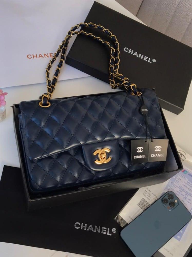 Vora Classic Flap Bag